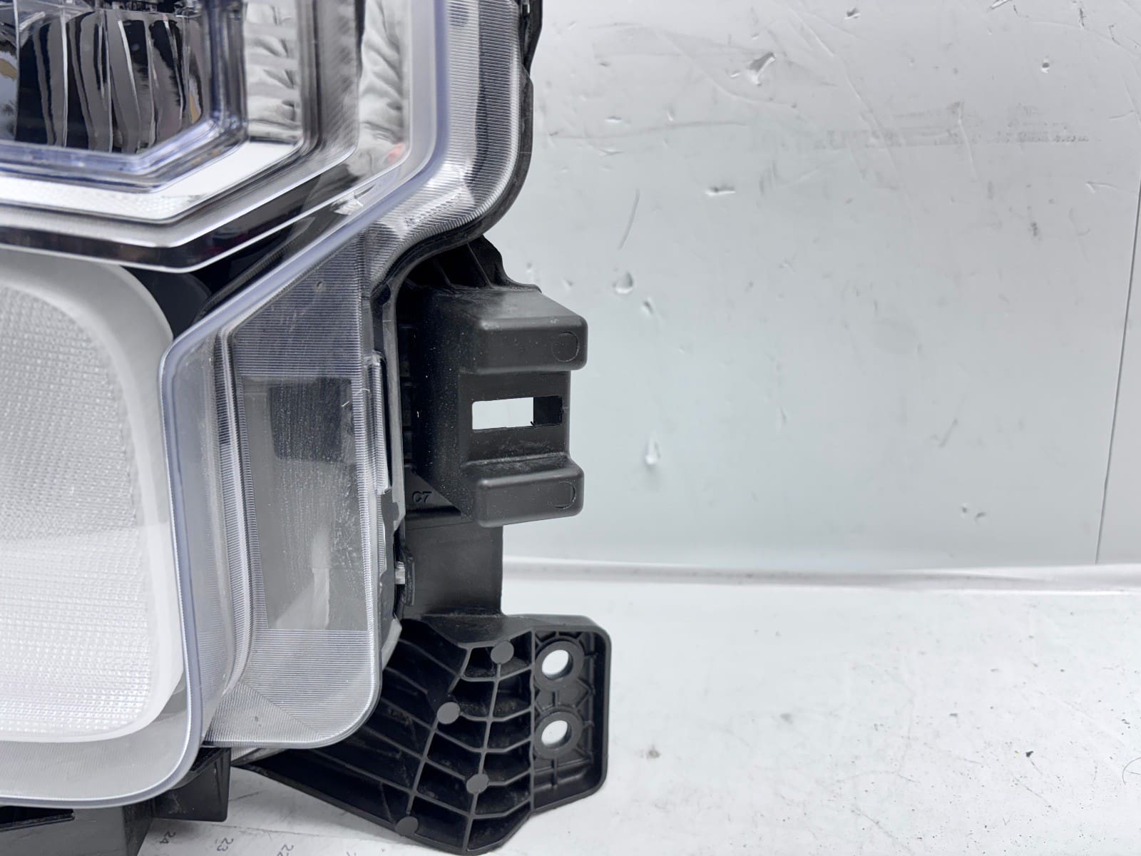 2022-24 Chevy Silverado 1500 LED Front Right OEM Headlight 87828578 - Image 6