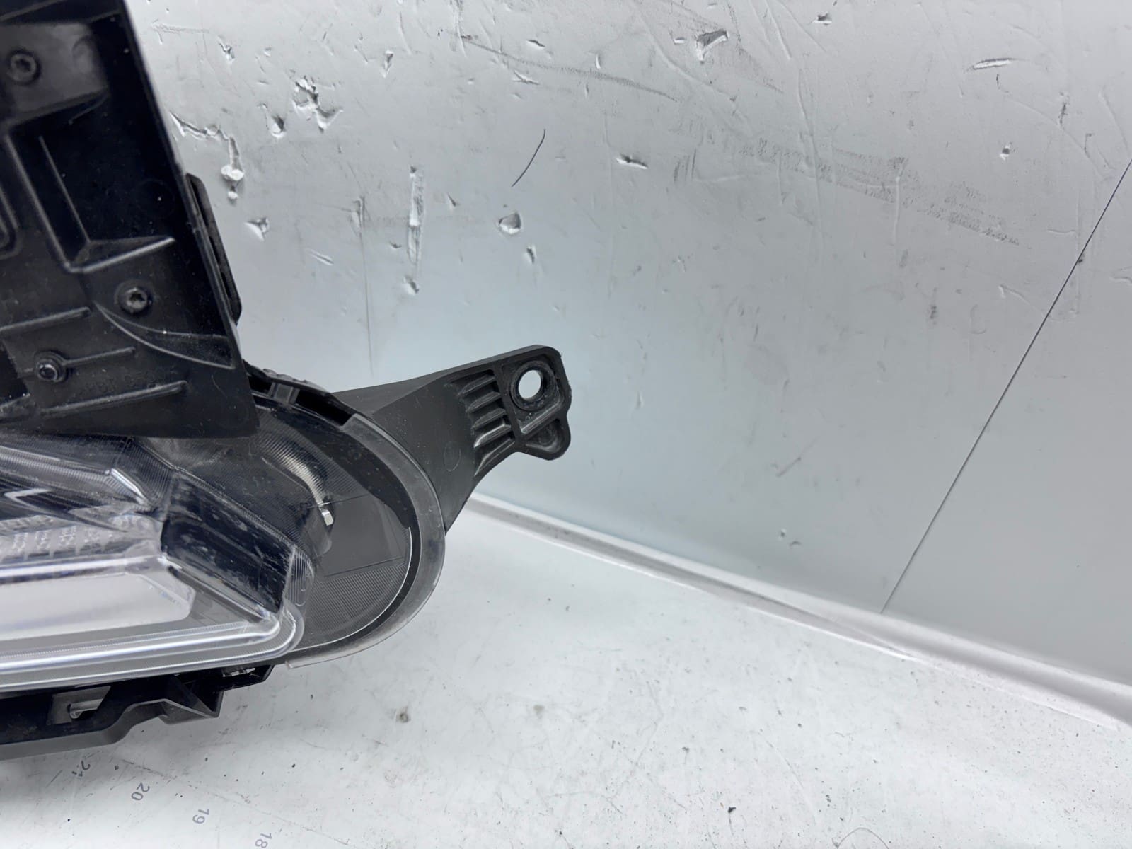2019-22 GMC Sierra 1500 Full LED Front Right OEM Headlight 85535170 - Image 15