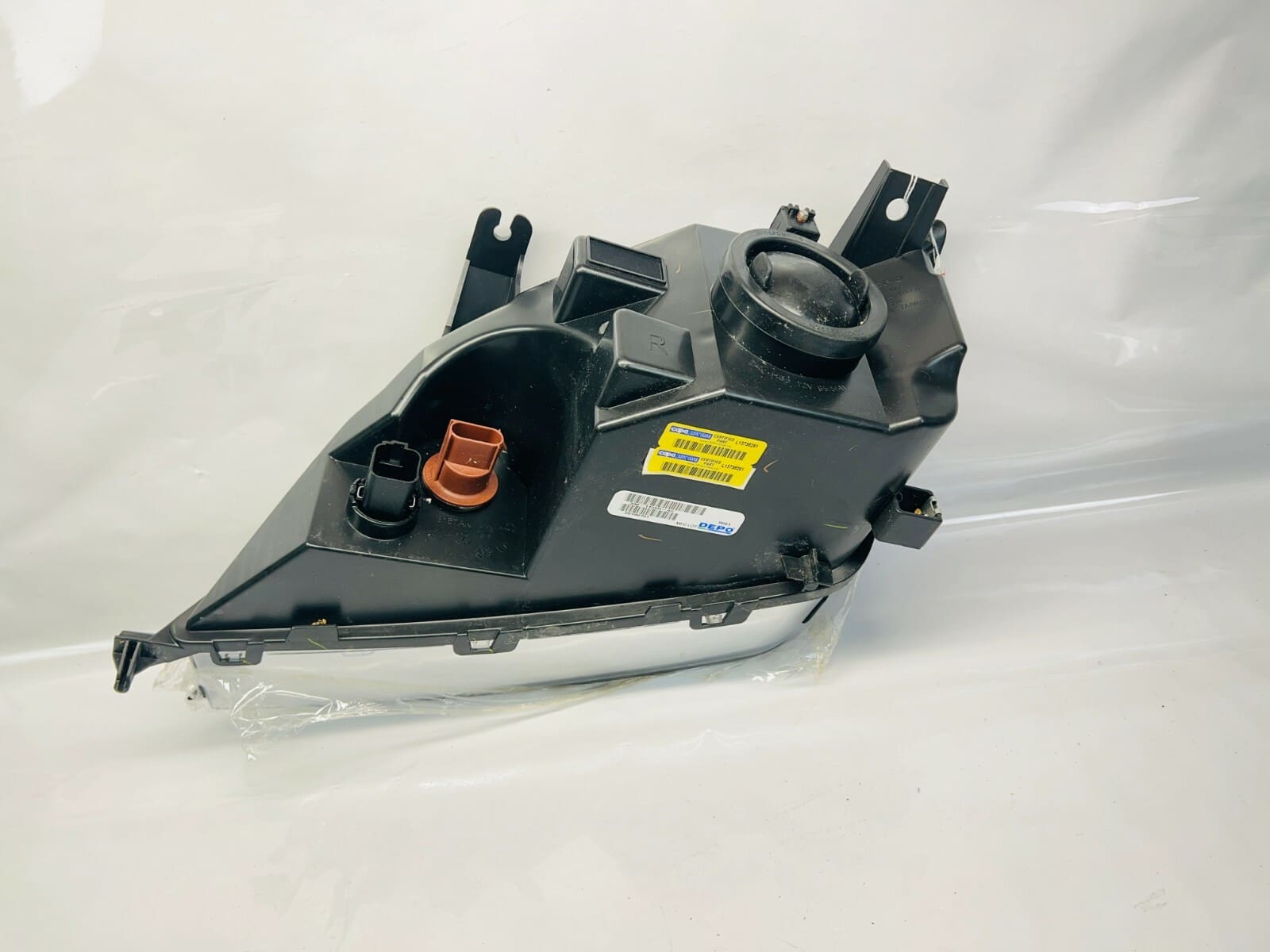 🎈NICE🎈2005-2007 Ford Focus Front Right Headlight CAPA Certified - Image 11