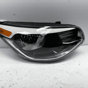 2014-2019 Kia Soul Halogen Front Right OEM Headlight