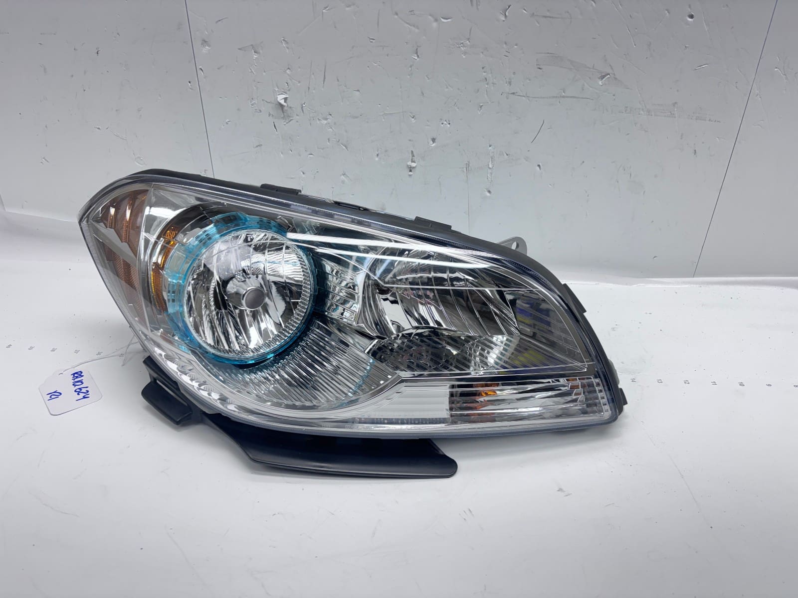 2008-12 Chevy Malibu Halogen Front Right CAPA Headlight 22897126 - Image 2