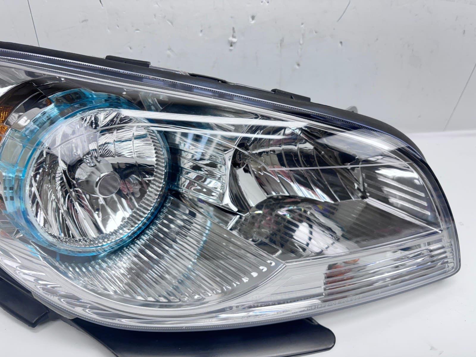 2008-12 Chevy Malibu Halogen Front Right CAPA Headlight 22897126 - Image 6