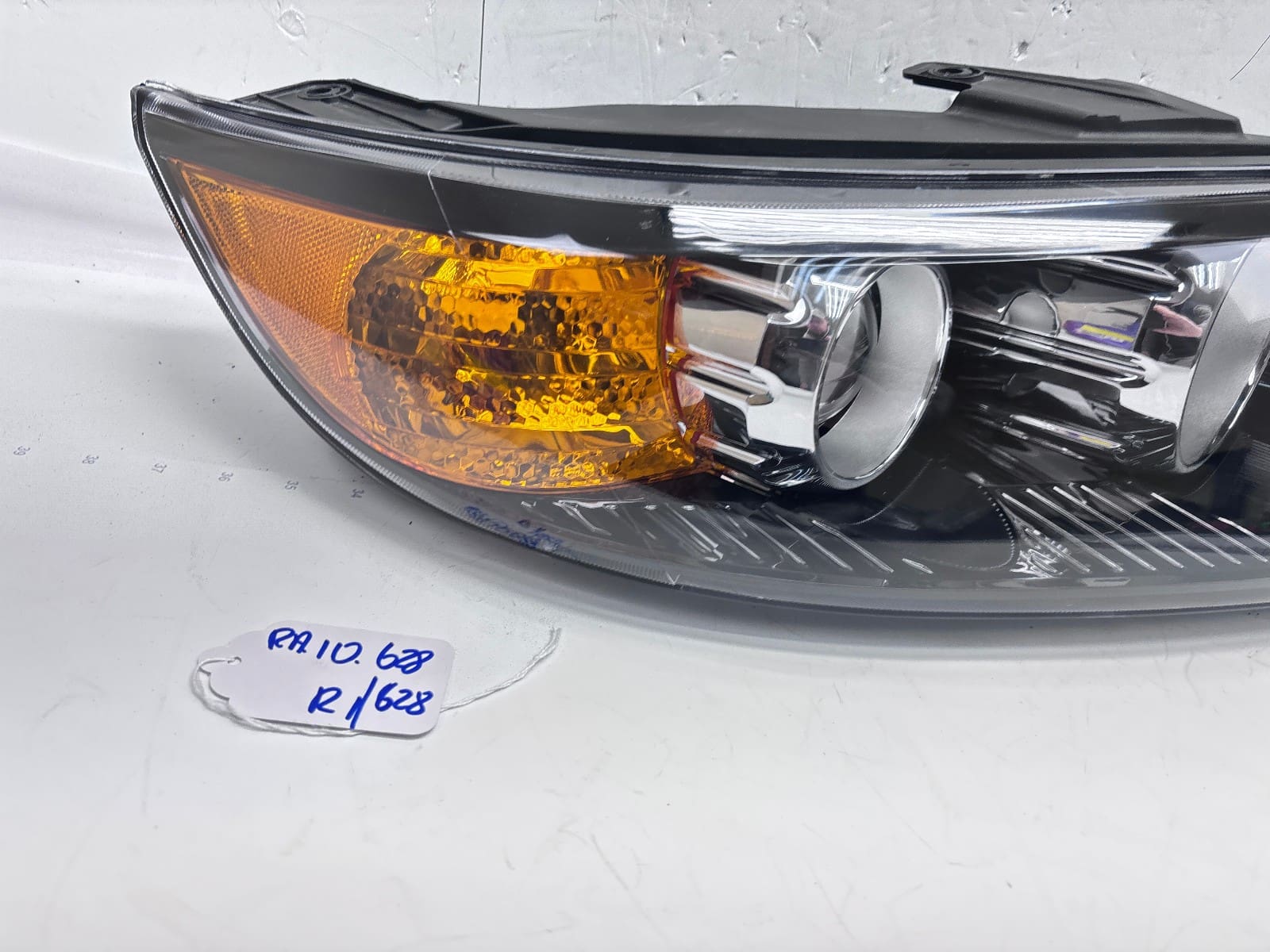 Kia Sorento 2011-13 Halogen Front Right CAPA Headlight 92102-14200 - Image 10
