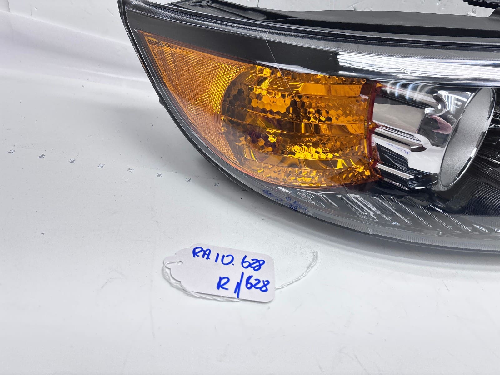 Kia Sorento 2011-13 Halogen Front Right CAPA Headlight 92102-14200 - Image 11