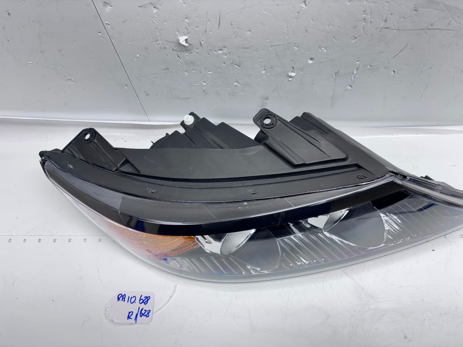 Kia Sorento 2011-13 Halogen Front Right CAPA Headlight 92102-14200 - Image 17