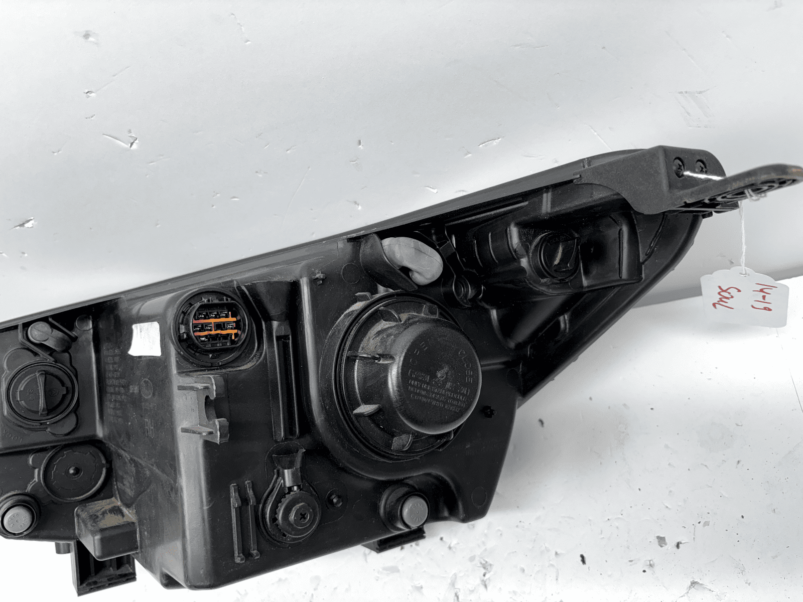 2014-2019 Kia Soul Halogen Front Right OEM Headlight - Image 12