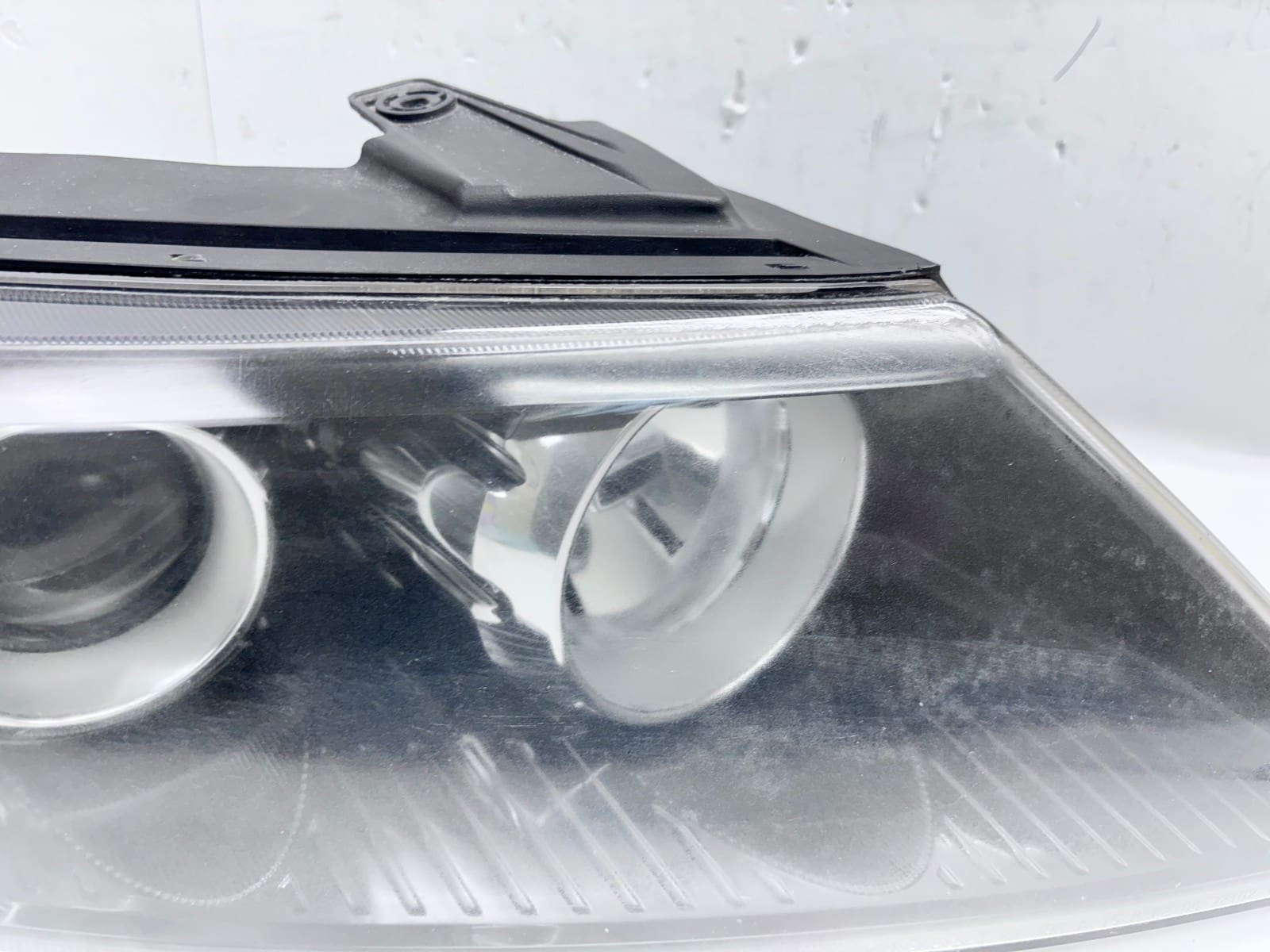 2011-13 Kia Sorento Halogen Front Right OEM Headlight 92102-14200 - Image 6