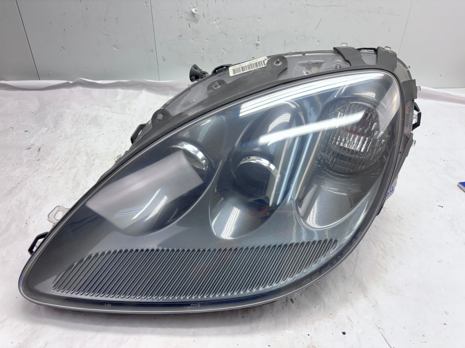 2005-13 Chevy Corvette C6 Dom.C.Grey Xenon HID Front Left OEM Headlight - Image 2