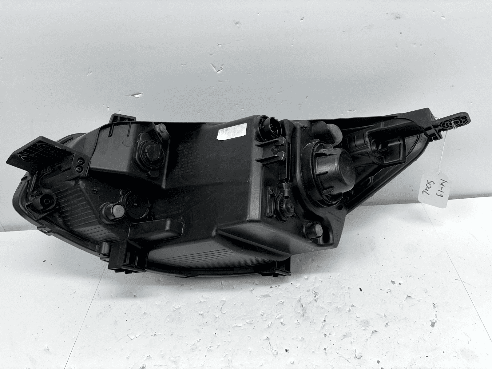 2014-2019 Kia Soul Halogen Front Right OEM Headlight - Image 14