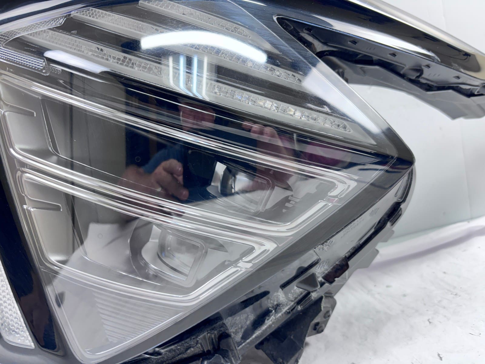 2022-2025 Kia Sportage OEM Projector LED Front Left Headlight 92102-DW100 - Image 14
