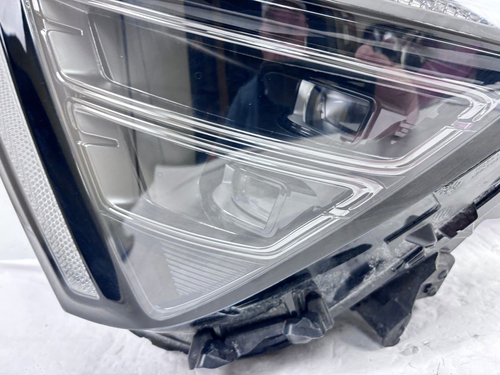 2022-2025 Kia Sportage OEM Projector LED Front Left Headlight 92102-DW100 - Image 17