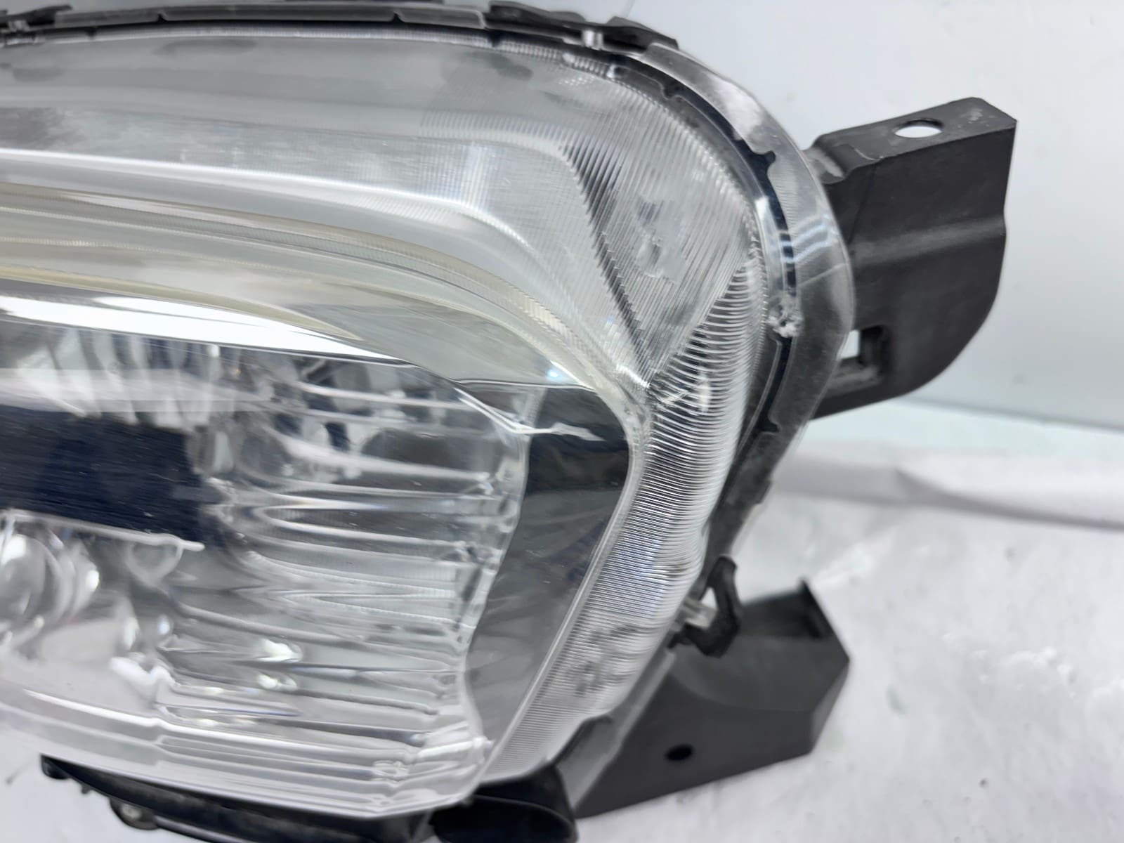 Toyota Tacoma Right Front Halogen OEM Headlight 2016-2022 Used OE-Certified - Image 5