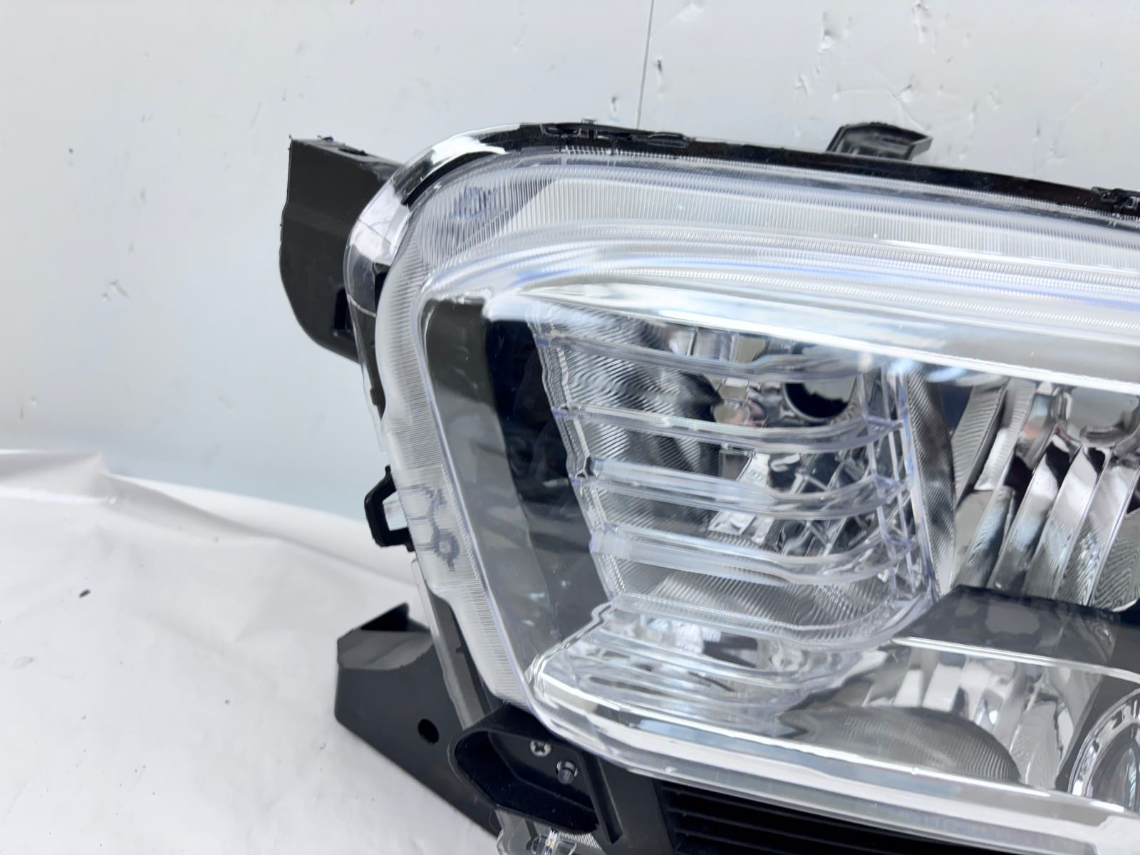 2016-2022 Toyota Tacoma Halogen LED Front Left CAPA Headlight - Image 4