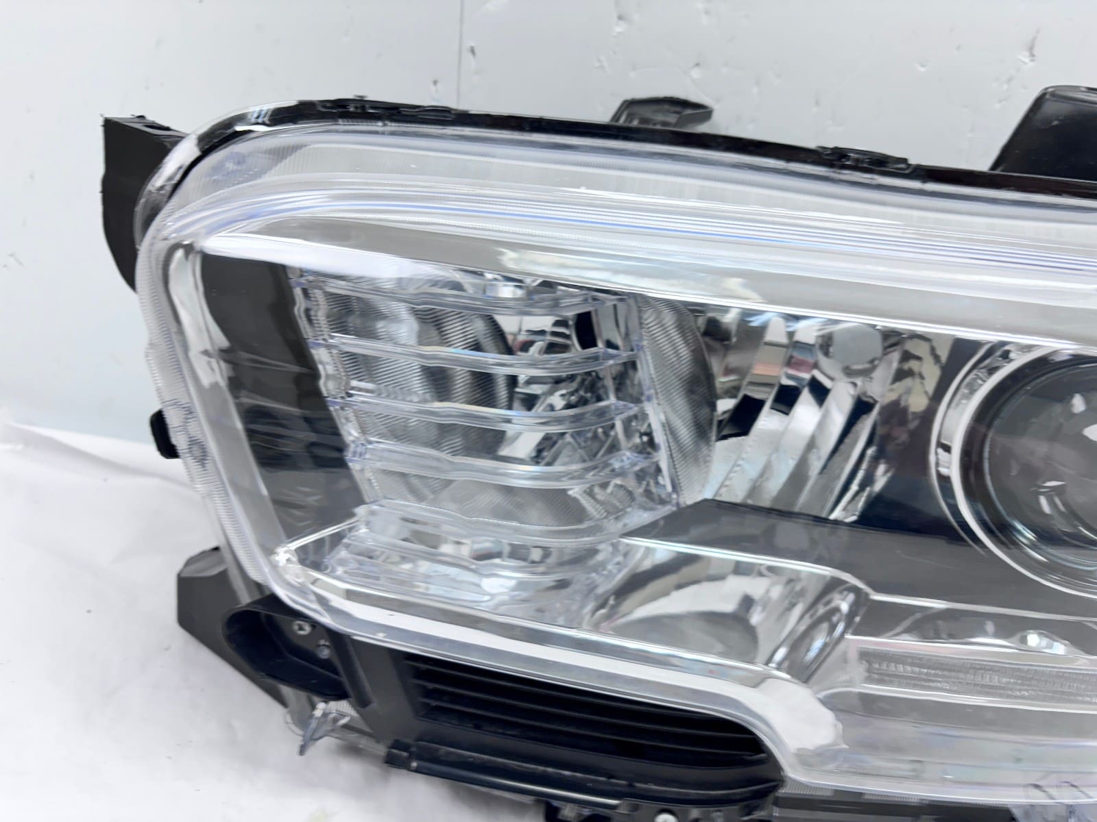 2016-2022 Toyota Tacoma Halogen LED Front Left CAPA Headlight - Image 5