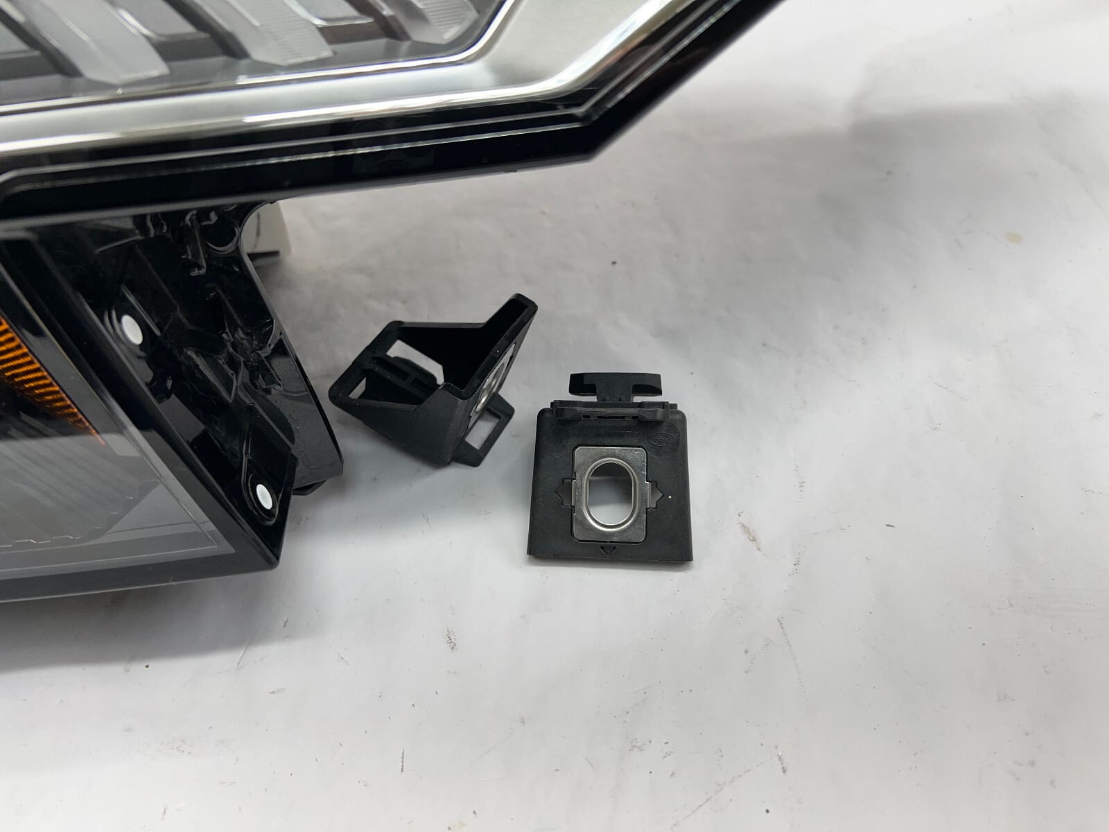 2019-2023 Audi Q8 SQ8 RSQ8 Matrix Right OEM Headlight 4m8941036b - Image 5