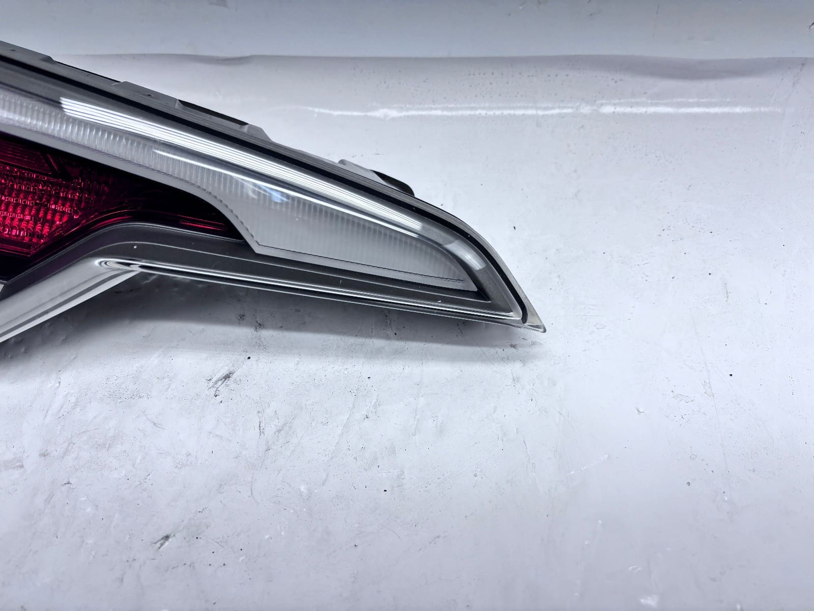 2015-17 Hyundai Sonata LED Rear Inner Left OEM Tail Light - Image 3