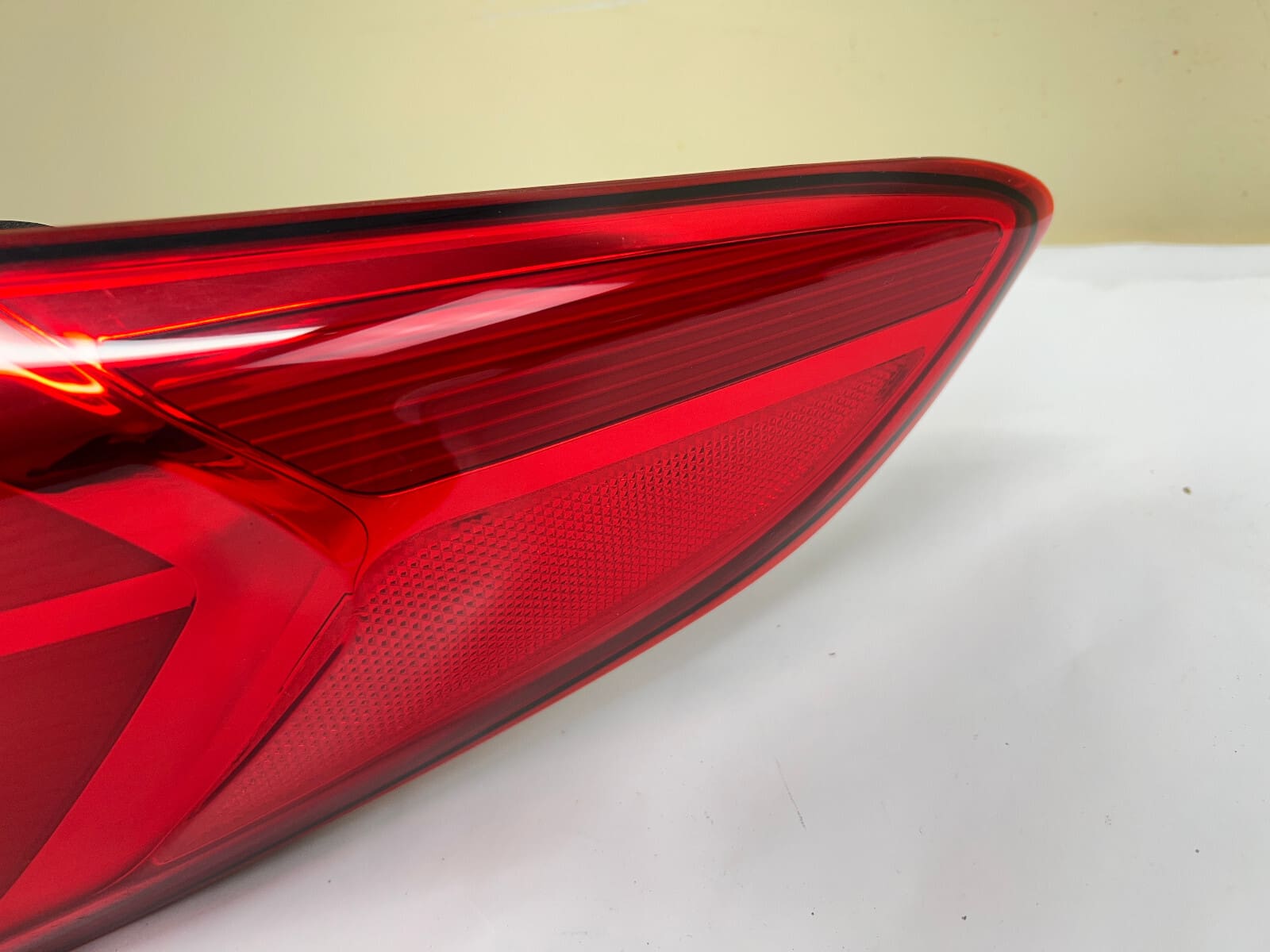 2015-2017 Hyundai Sonata Rear Right OEM Tail Light 92402-C2000 - Image 5