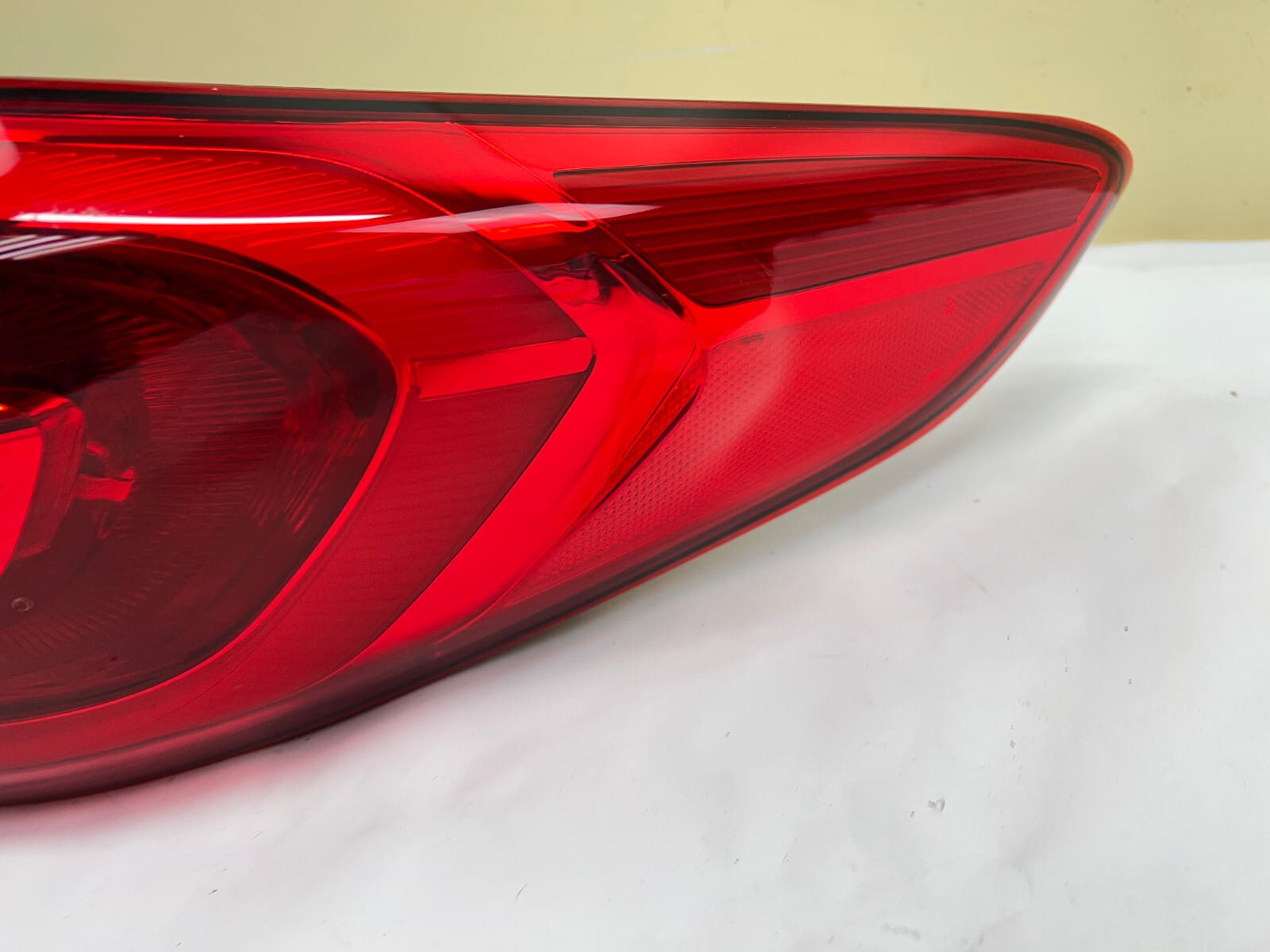 2015-2017 Hyundai Sonata Rear Right OEM Tail Light 92402-C2000 - Image 6