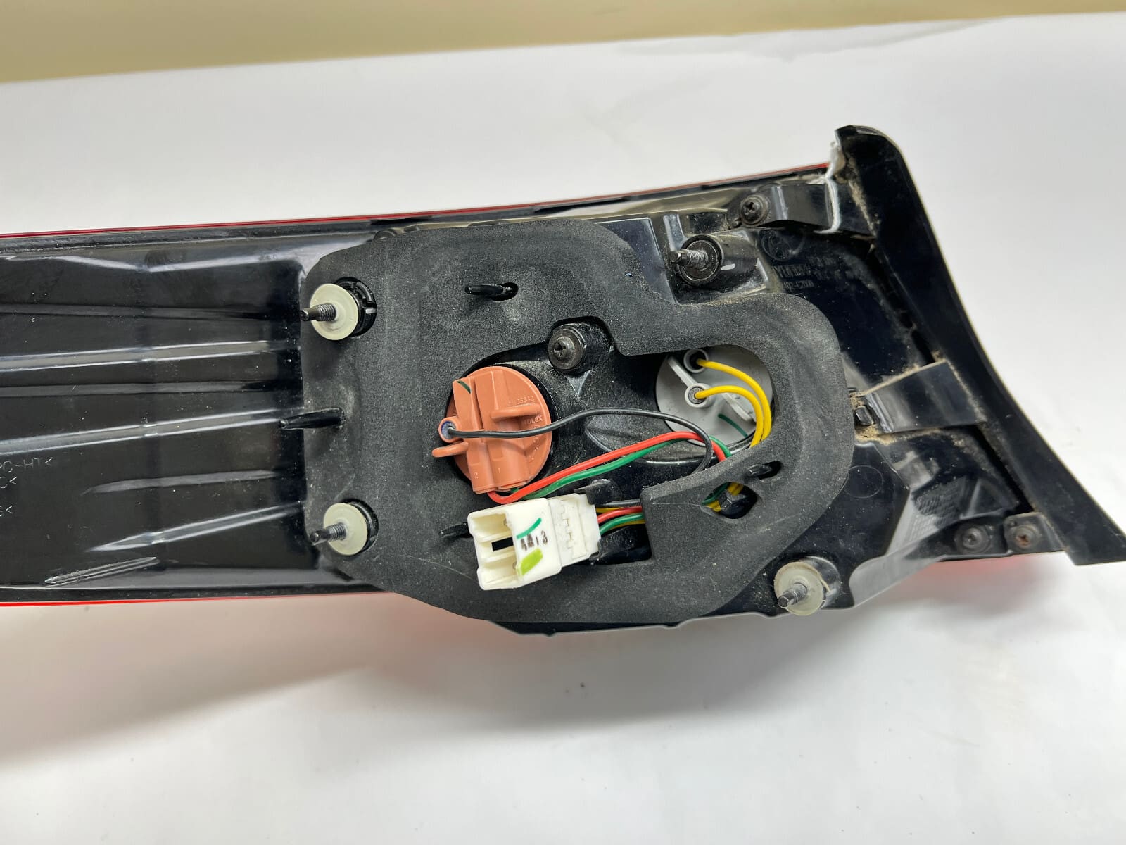 2015-2017 Hyundai Sonata Rear Right OEM Tail Light 92402-C2000 - Image 16