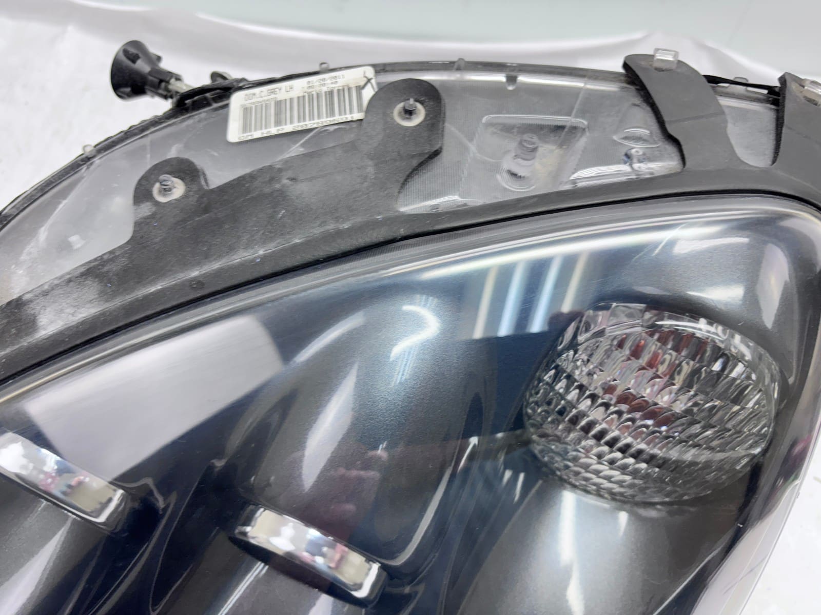 2005-13 Chevy Corvette C6 Dom.C.Grey Xenon HID Front Left OEM Headlight - Image 6