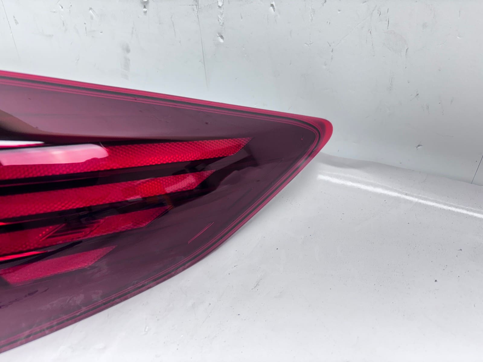 2019-2020 Hyundai Elantra Rear Right OEM Halogen Tail Light - Image 6