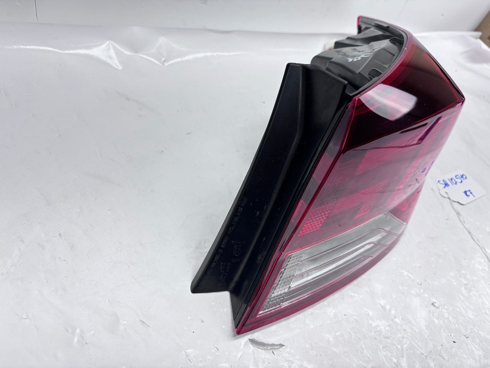 2019-2020 Hyundai Elantra Rear Right OEM Halogen Tail Light - Image 13