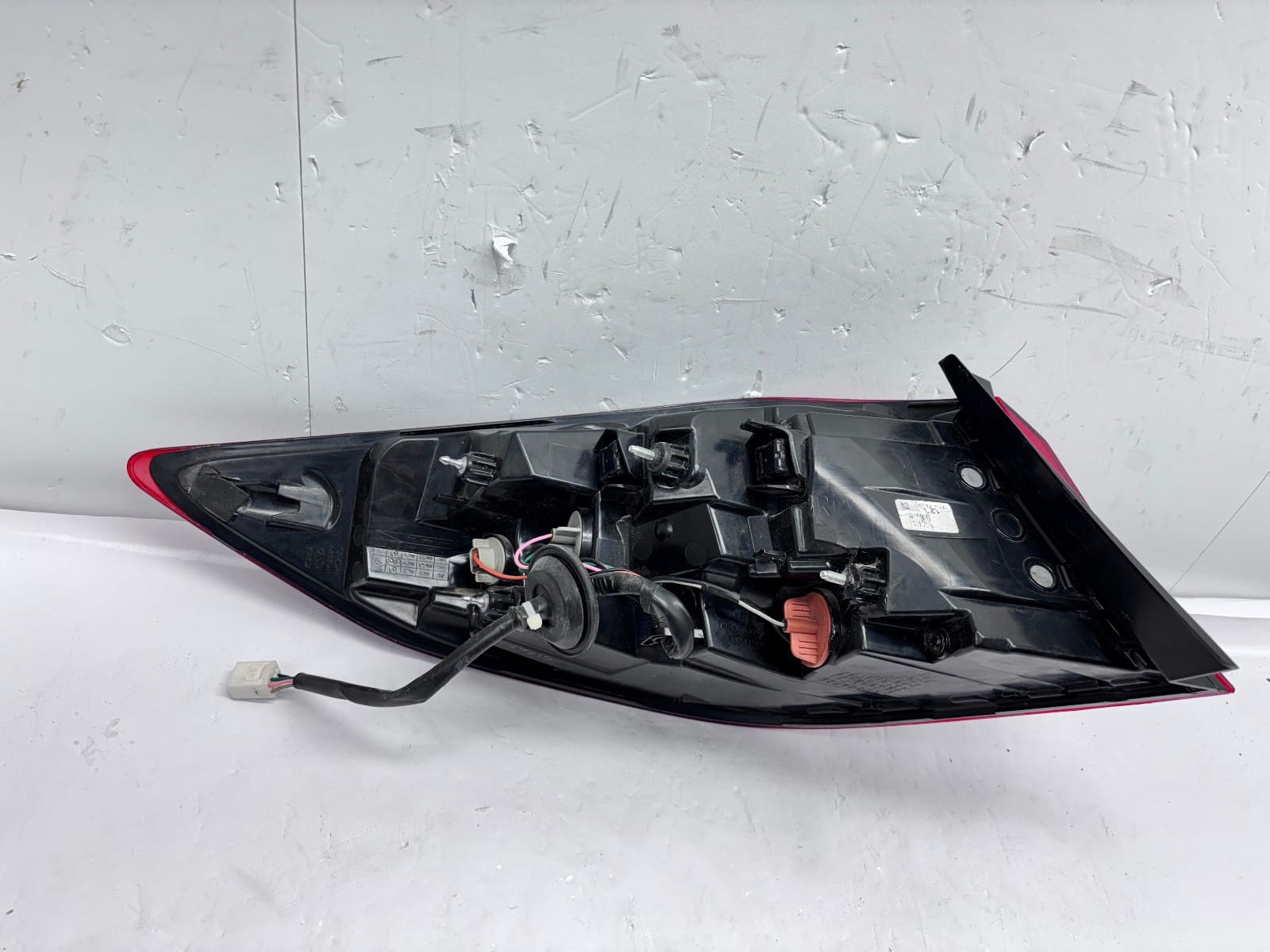 2019-2020 Hyundai Elantra Rear Right OEM Halogen Tail Light - Image 14