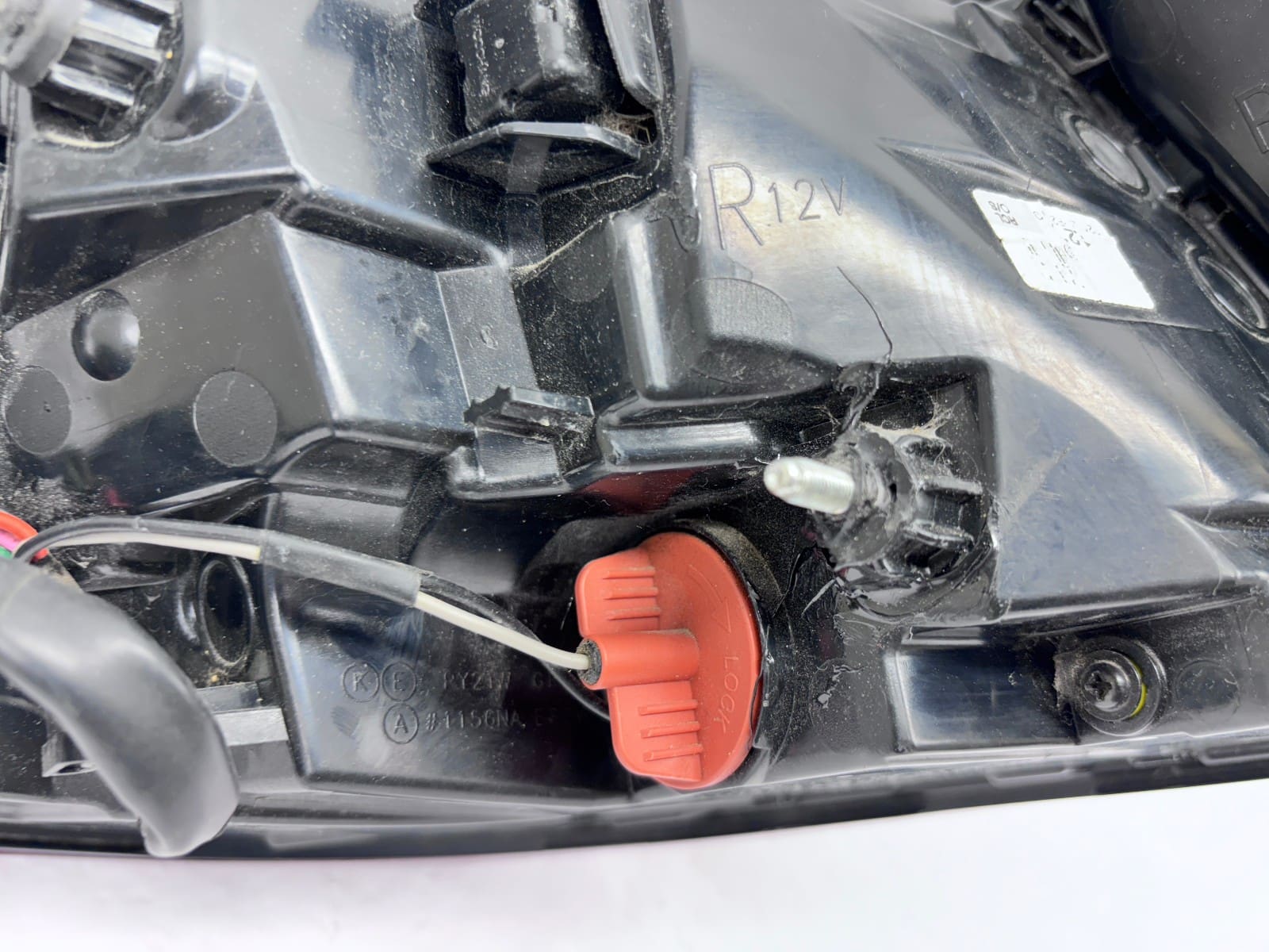 2019-2020 Hyundai Elantra Rear Right OEM Halogen Tail Light - Image 16