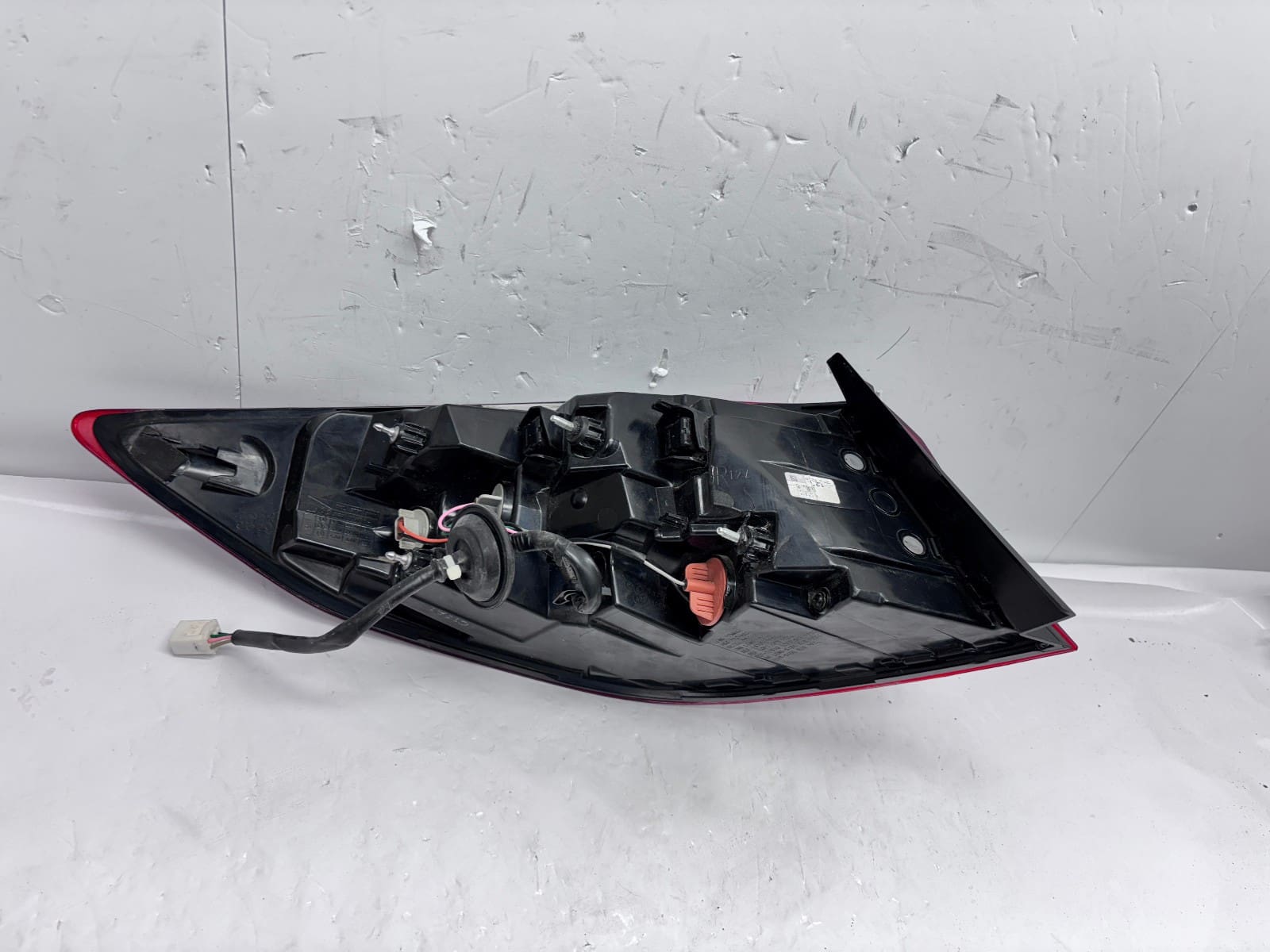 2019-2020 Hyundai Elantra Rear Right OEM Halogen Tail Light - Image 19