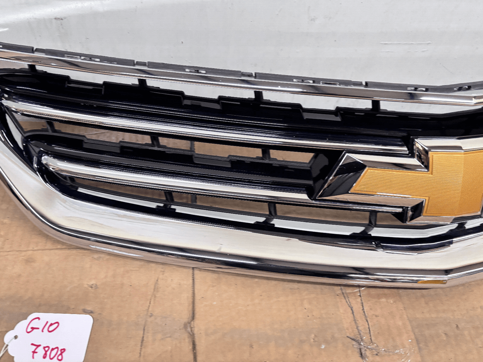 2014-2020 Chevy Impala Chrome Front OEM Grille 84720377 - Image 10