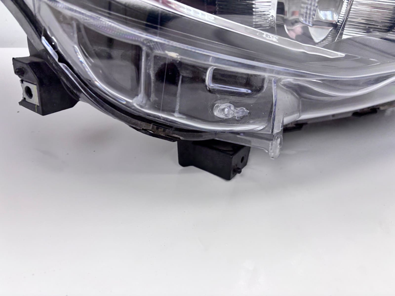 2017-2023 Subaru Impreza; Crosstrek Halogen Right OEM Headlight - Image 12