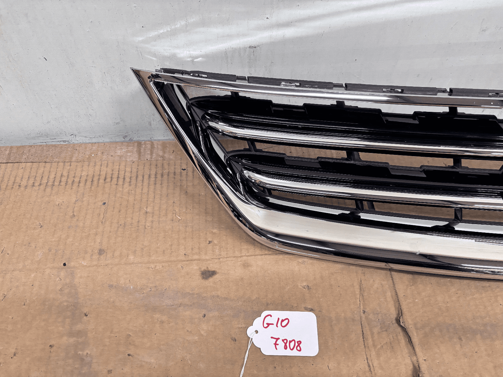 2014-2020 Chevy Impala Chrome Front OEM Grille 84720377 - Image 12