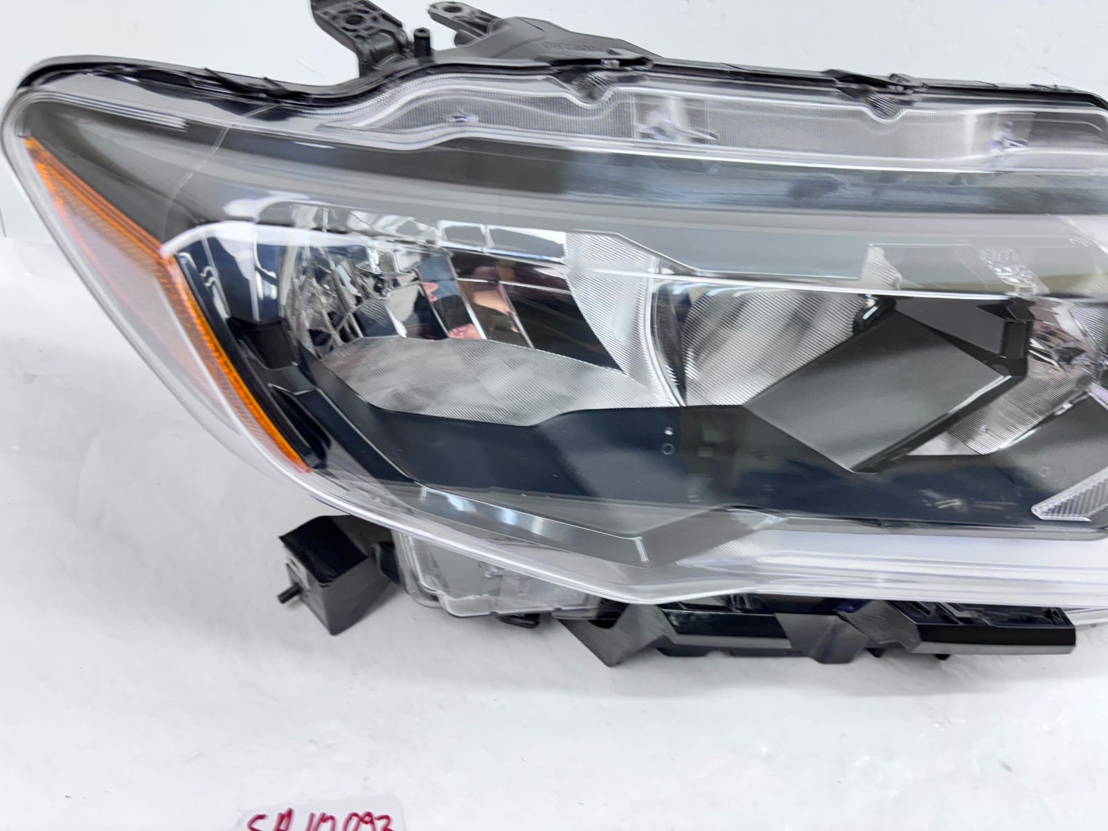 2017-20 Nissan Rogue Right Halogen CAPA Headlight Assembly 260106fl0a - Image 10