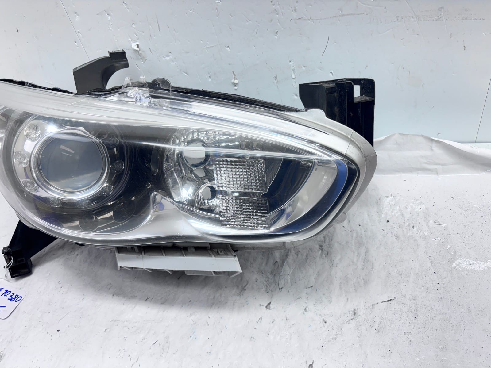 2013-2015 Infiniti QX60; JX35 Xenon HID Front Right OEM Headlight - Image 3