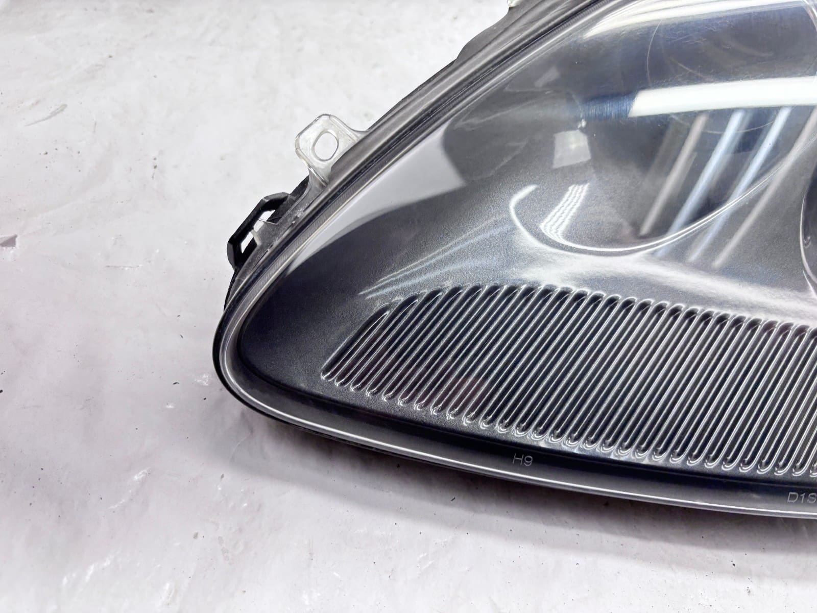 2005-13 Chevy Corvette C6 Dom.C.Grey Xenon HID Front Left OEM Headlight - Image 10