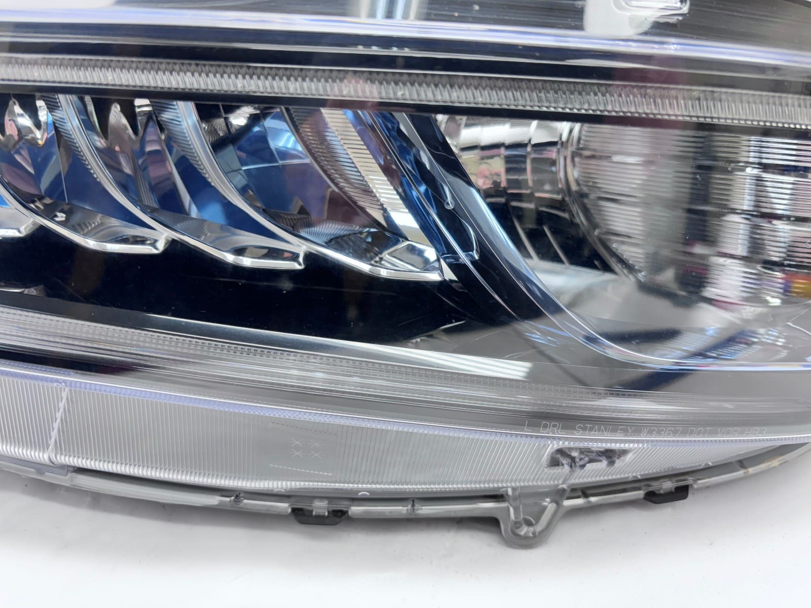 2018-2022 Honda Accord Hybrid LED Blue Front Right OEM Headlight - Image 5