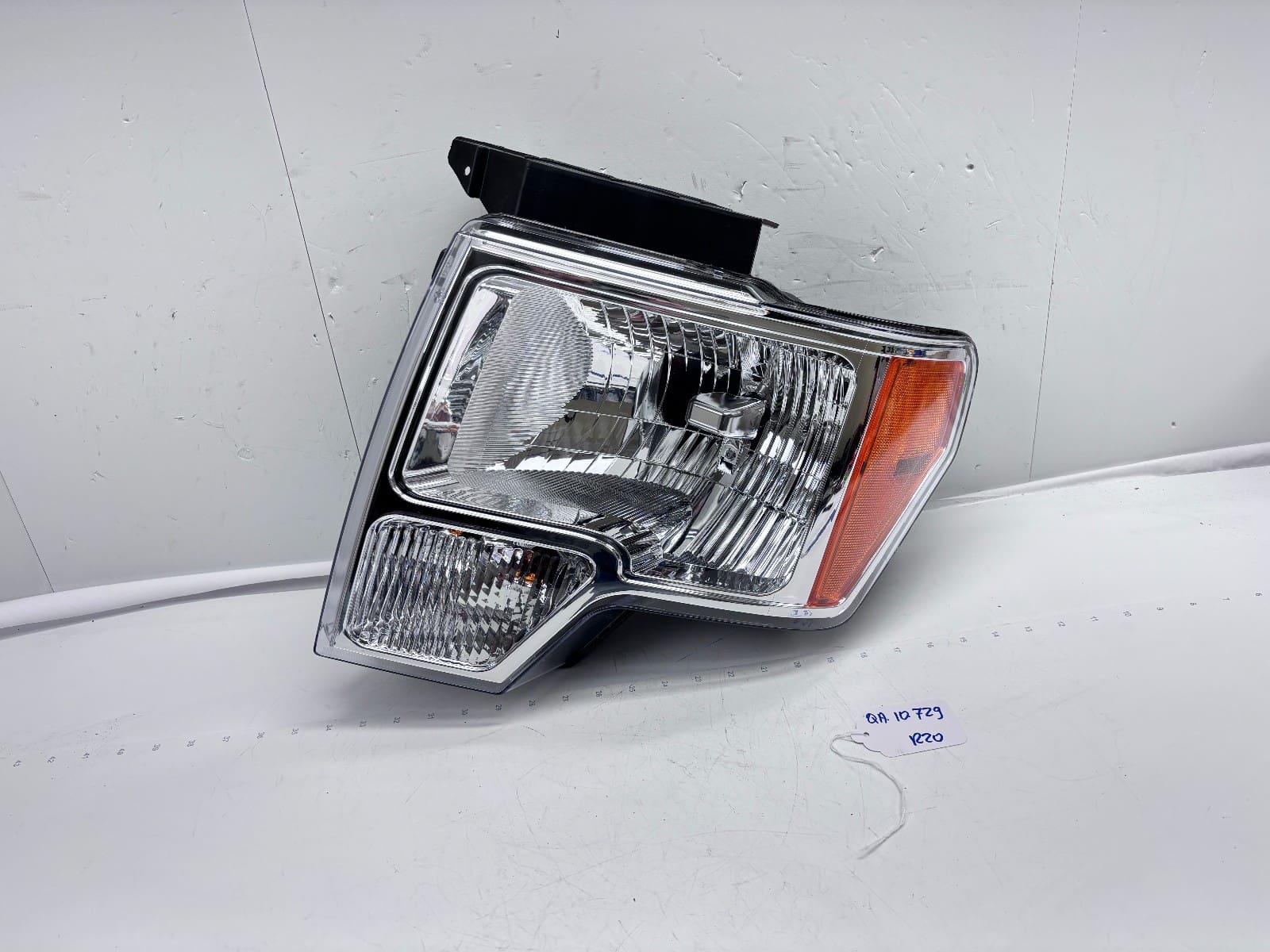 2009-2014 Ford F150 Halogen Front Left CAPA Headlight DL3Z13008B