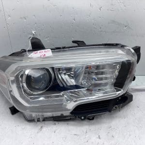 2016-2023 Toyota Tacoma Halogen LED Front Right OEM Headlight