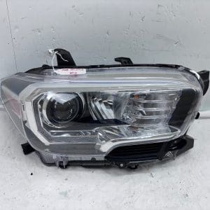 2016-2022 Toyota Tacoma Front Right Halogen OEM Headlight Used