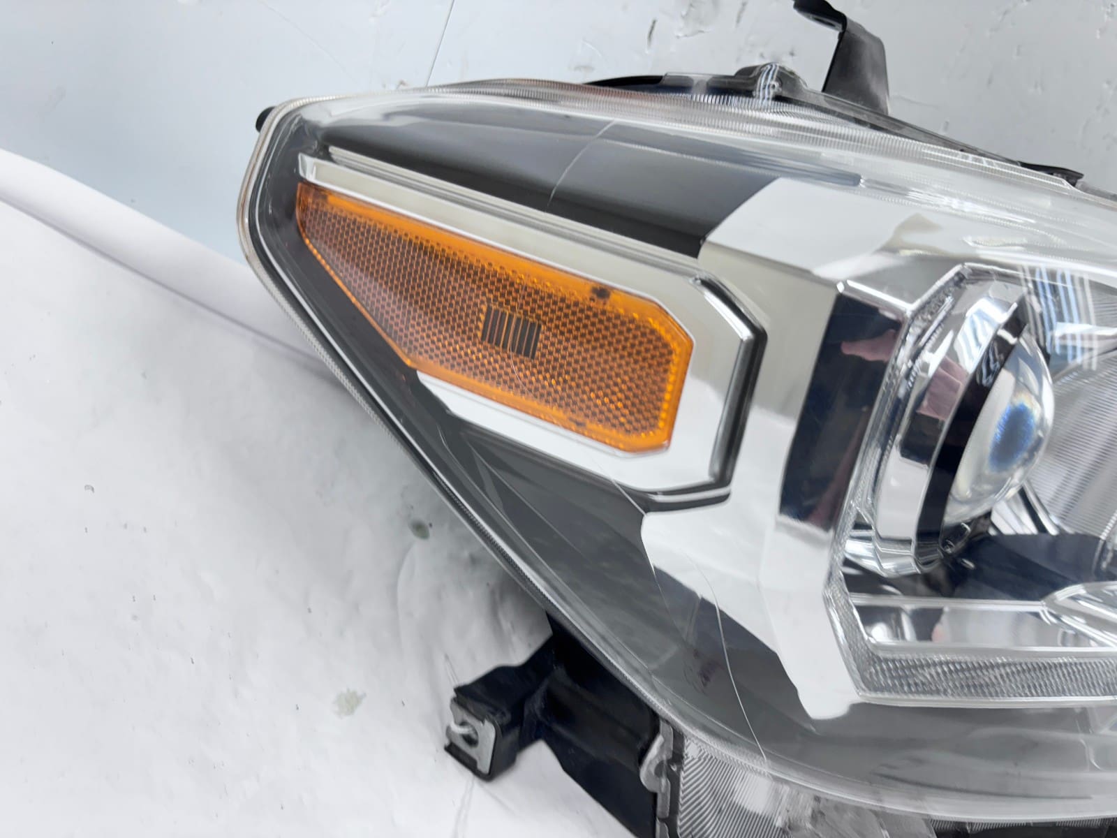 2016-2022 Toyota Tacoma Halogen LED Front Right OEM Headlight - Image 12
