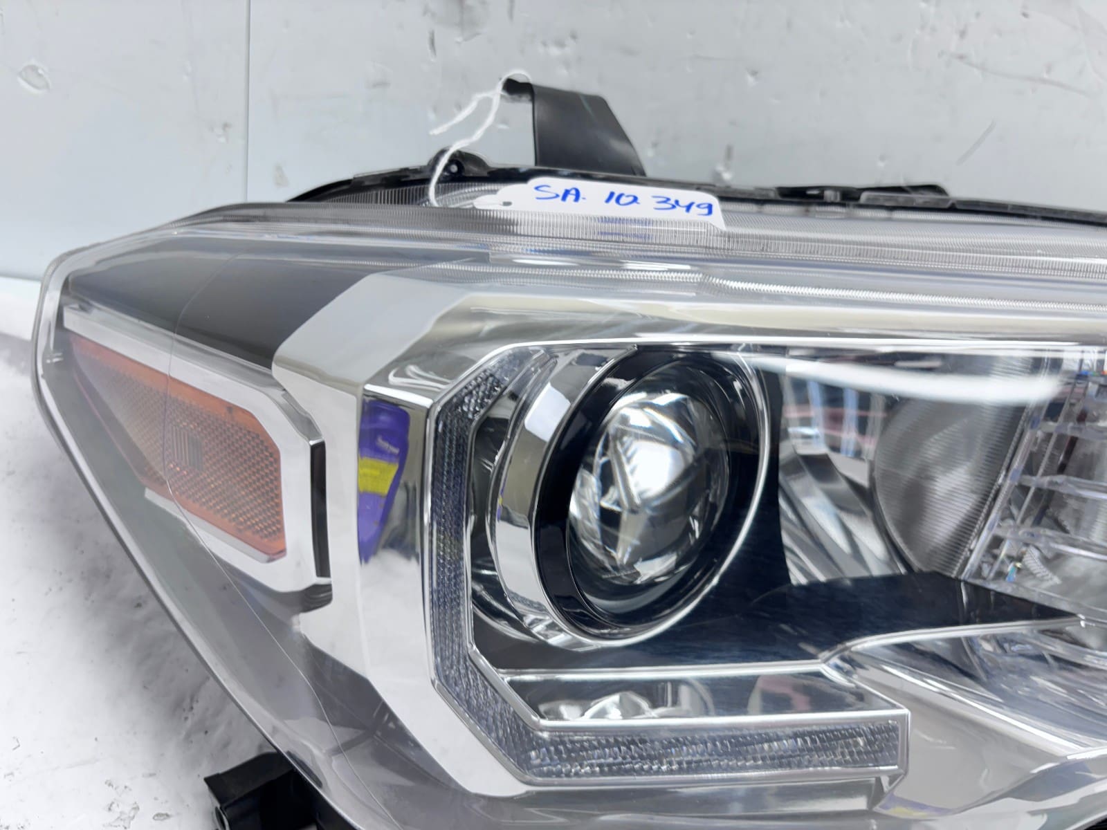 2016-2023 Toyota Tacoma Halogen LED Right OEM Headlight - Image 9