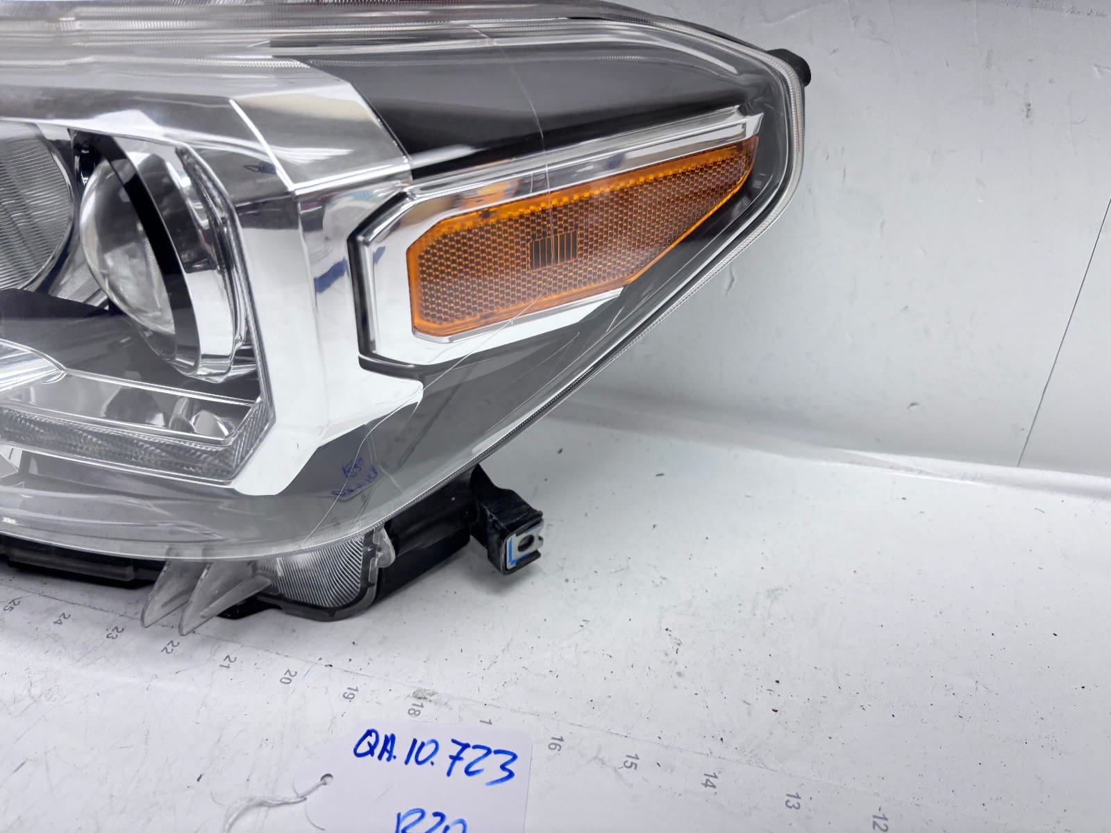2016-22 Toyota Tacoma Halogen LED Front Left OEM Headlight A 81150-04270 - Image 5