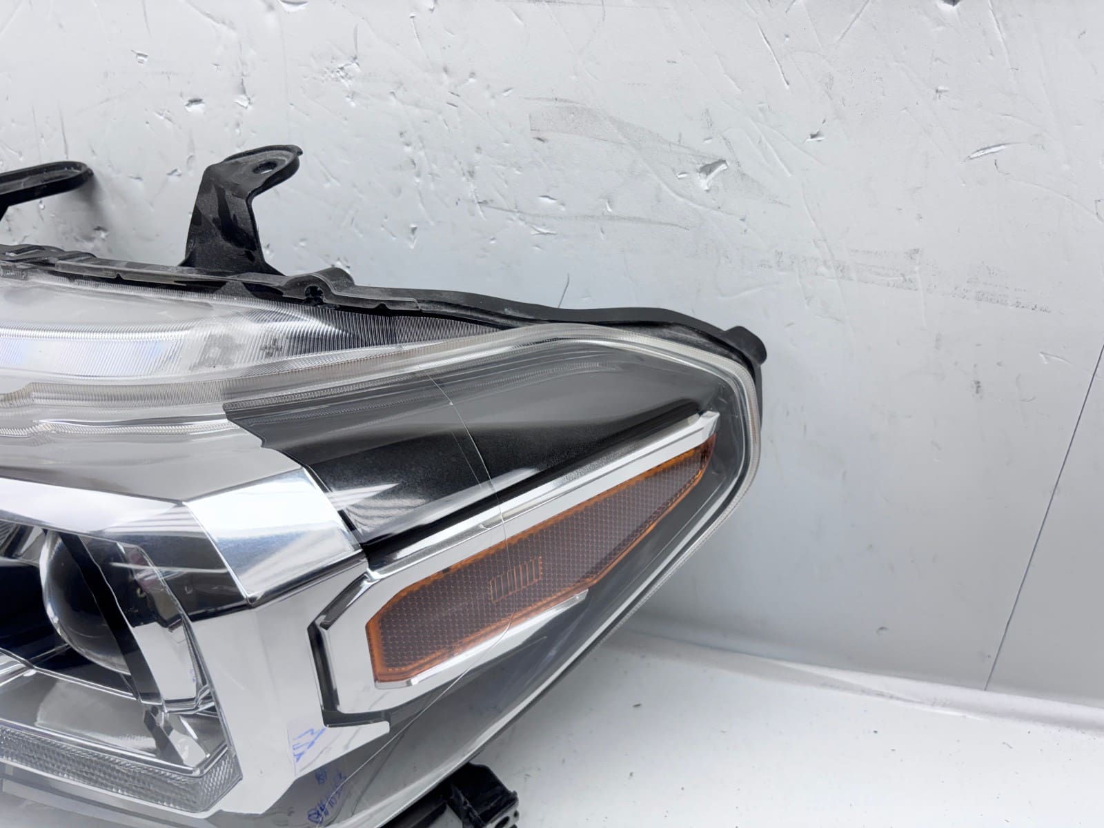 2016-22 Toyota Tacoma Halogen LED Front Left OEM Headlight A 81150-04270 - Image 7