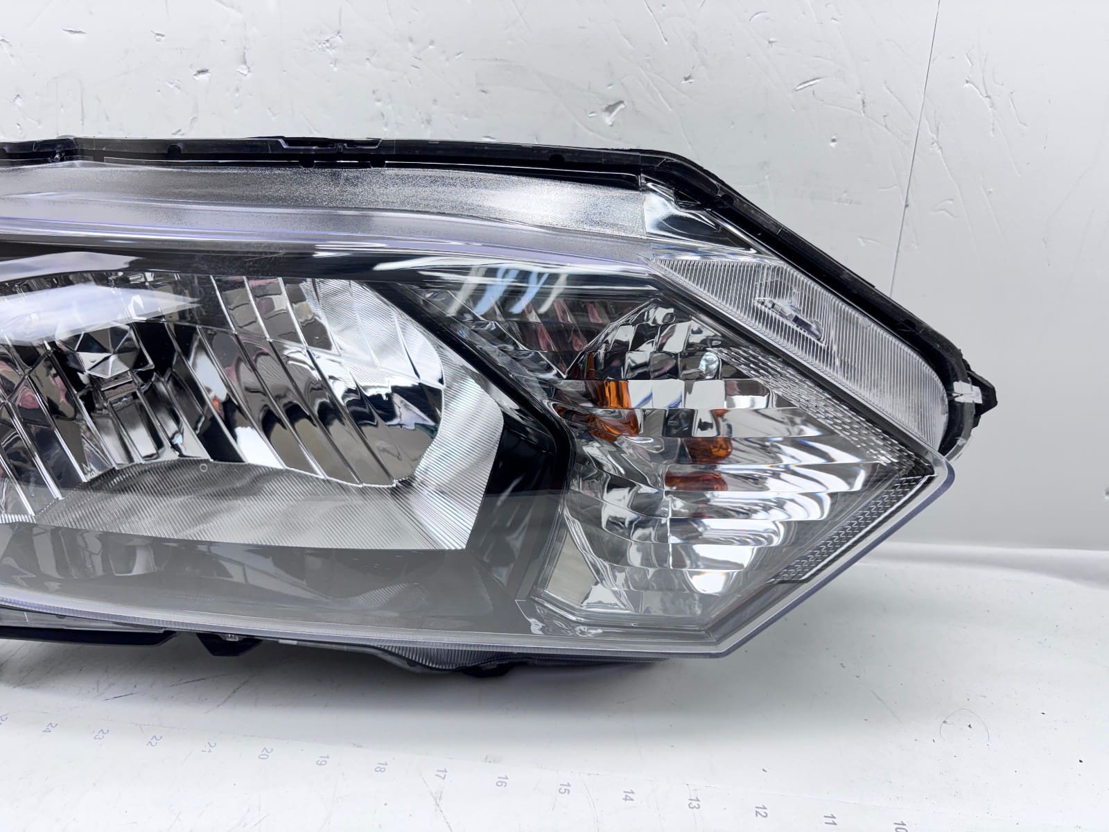 2016-18 Honda HRV Halogen Front Right CAPA Headlight 33100T7SA01 - Image 3