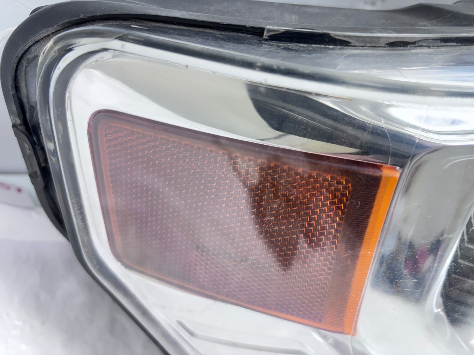 2009-2014 Ford F150 Xenon HID Front Right OEM Headlight - Image 9