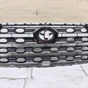 Toyota Tundra 2022-25 Front OEM Grille Honeycomb-Style Silver 53101-0c160