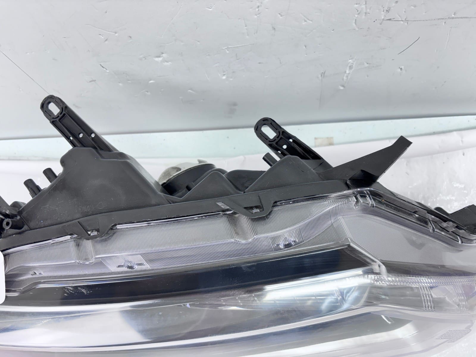 2014-16 Nissan Rogue Right Front Headlight Halogen CAPA-Certified Used - Image 20