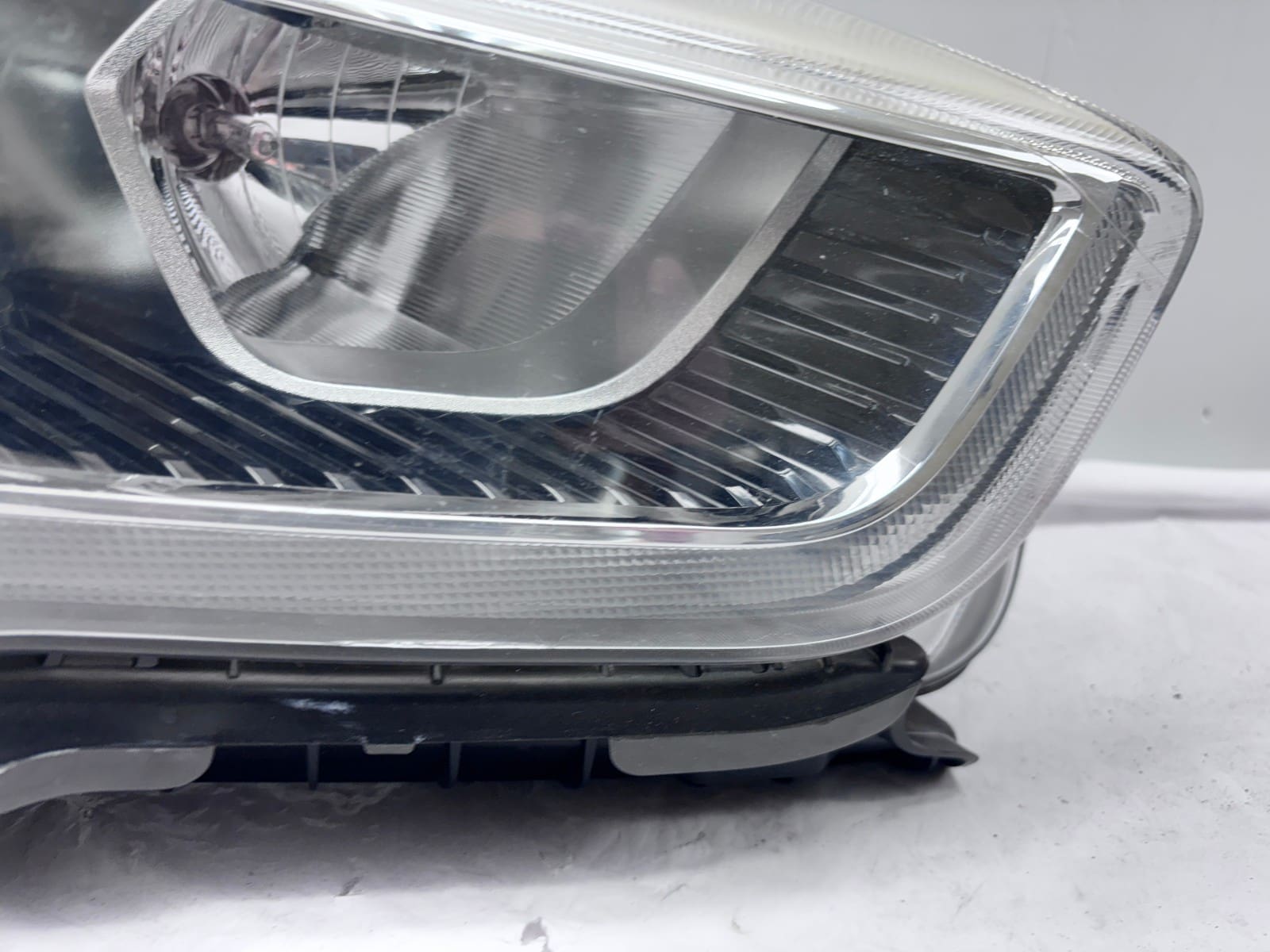 2017-19 Ford Escape Halogen LED Front Right OEM Headlight GJ5413W029BH - Image 7