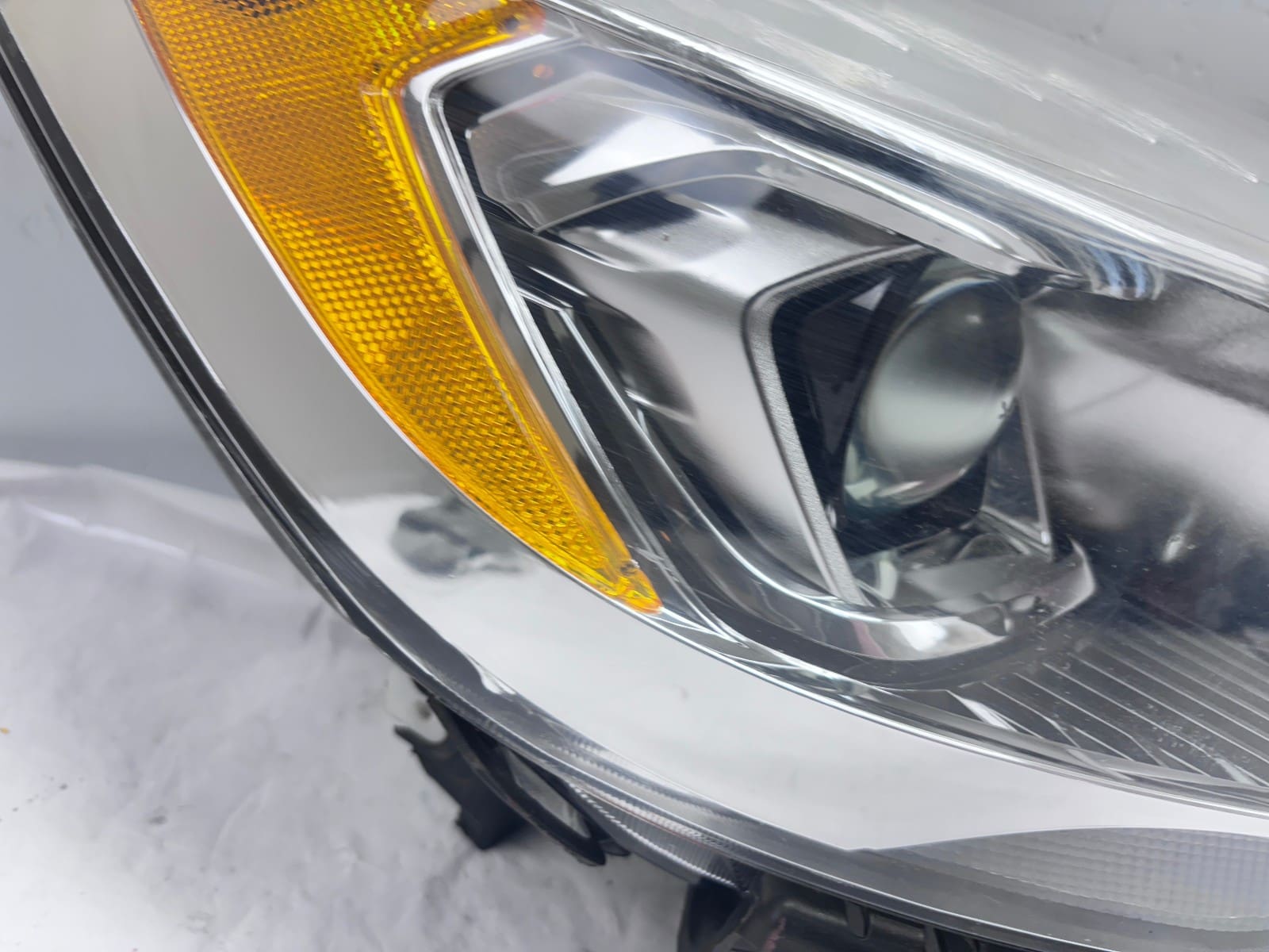 2017-19 Ford Escape Halogen LED Front Right OEM Headlight GJ5413W029BH - Image 11