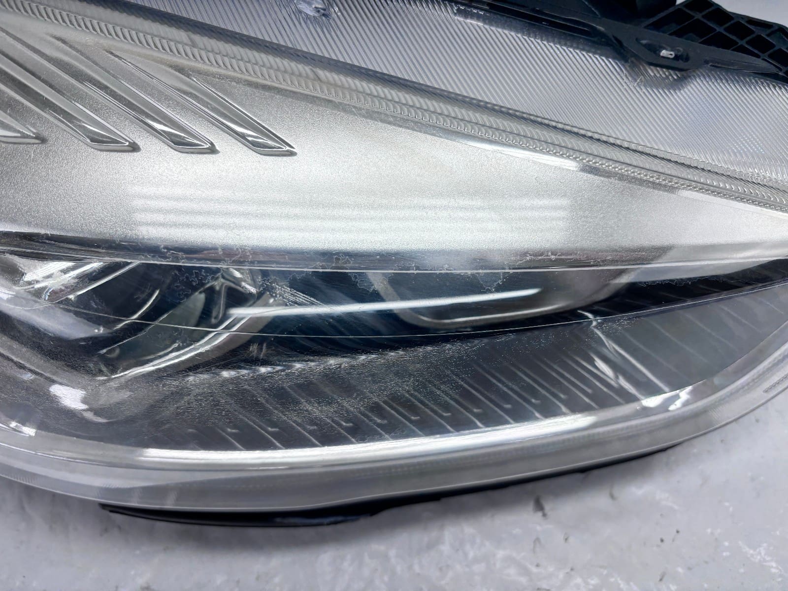 2017-19 Ford Escape Halogen LED Front Right OEM Headlight GJ5413W029BH - Image 17
